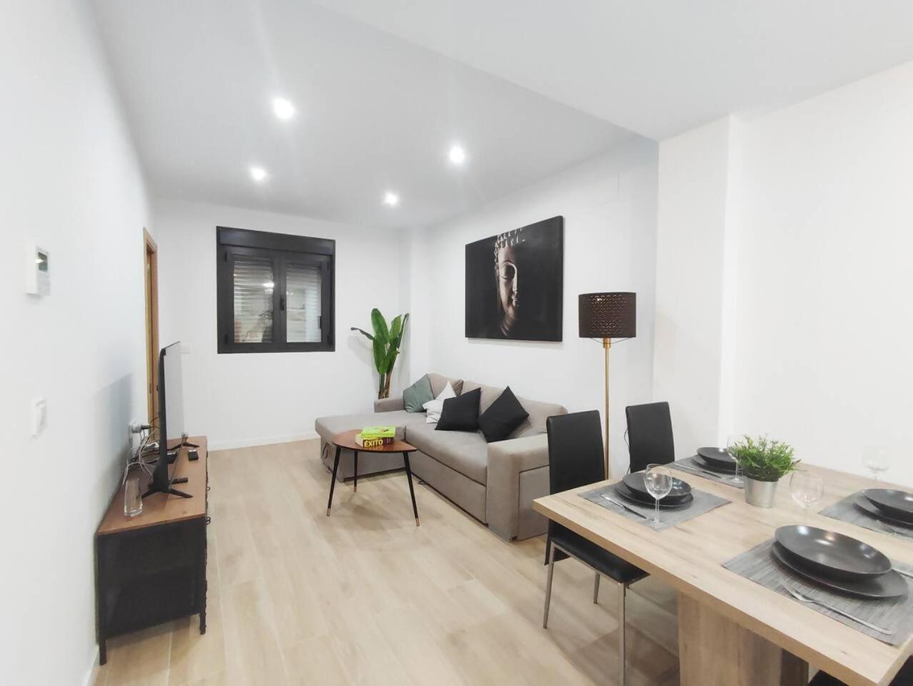 Ohana Home 1 Малага Экстерьер фото
